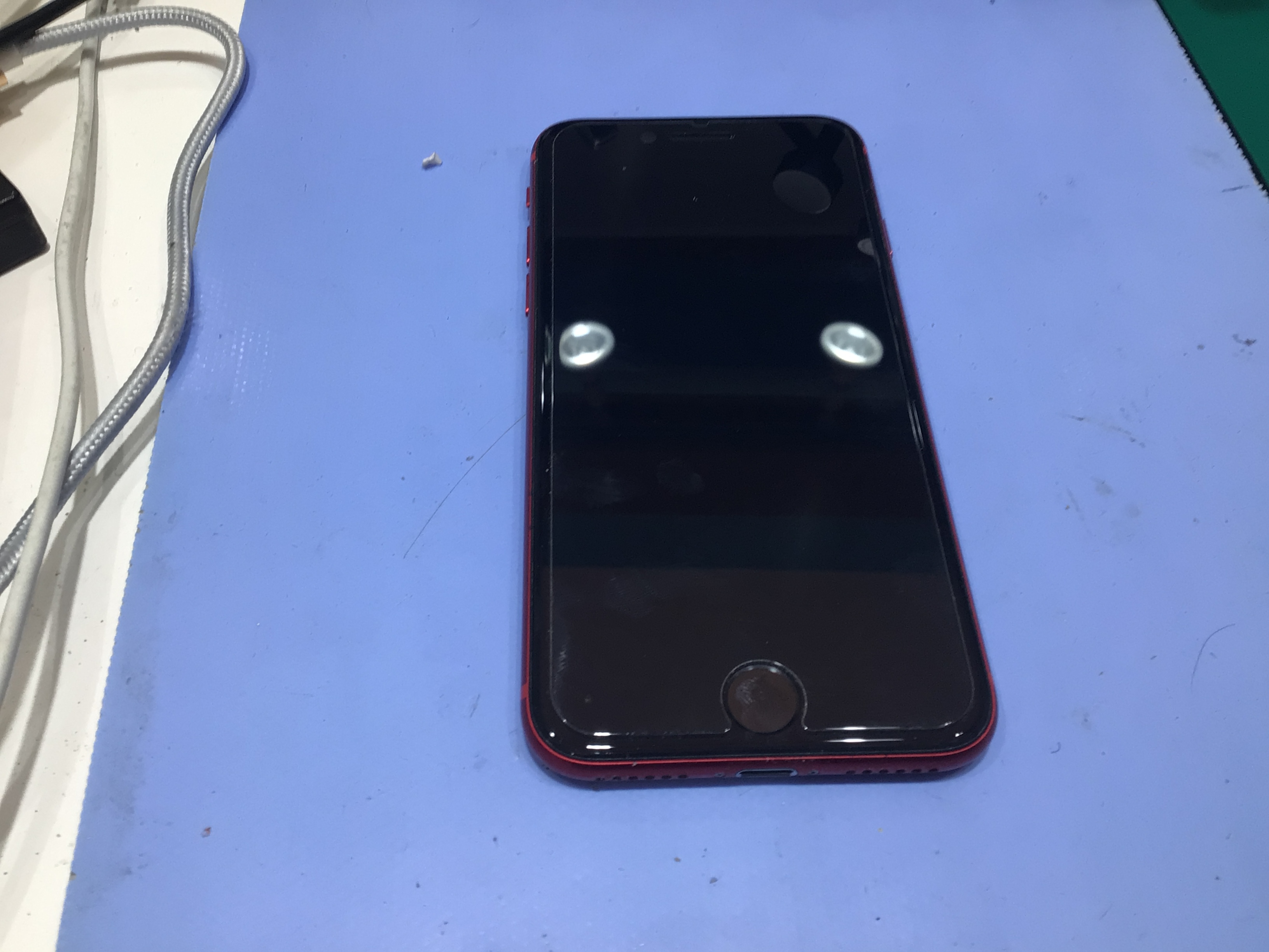 【イーアス高尾】iPhoneSE2のバッテリー交換（データそのまま！）｜電池がすぐ減る症状を最短60分で改善